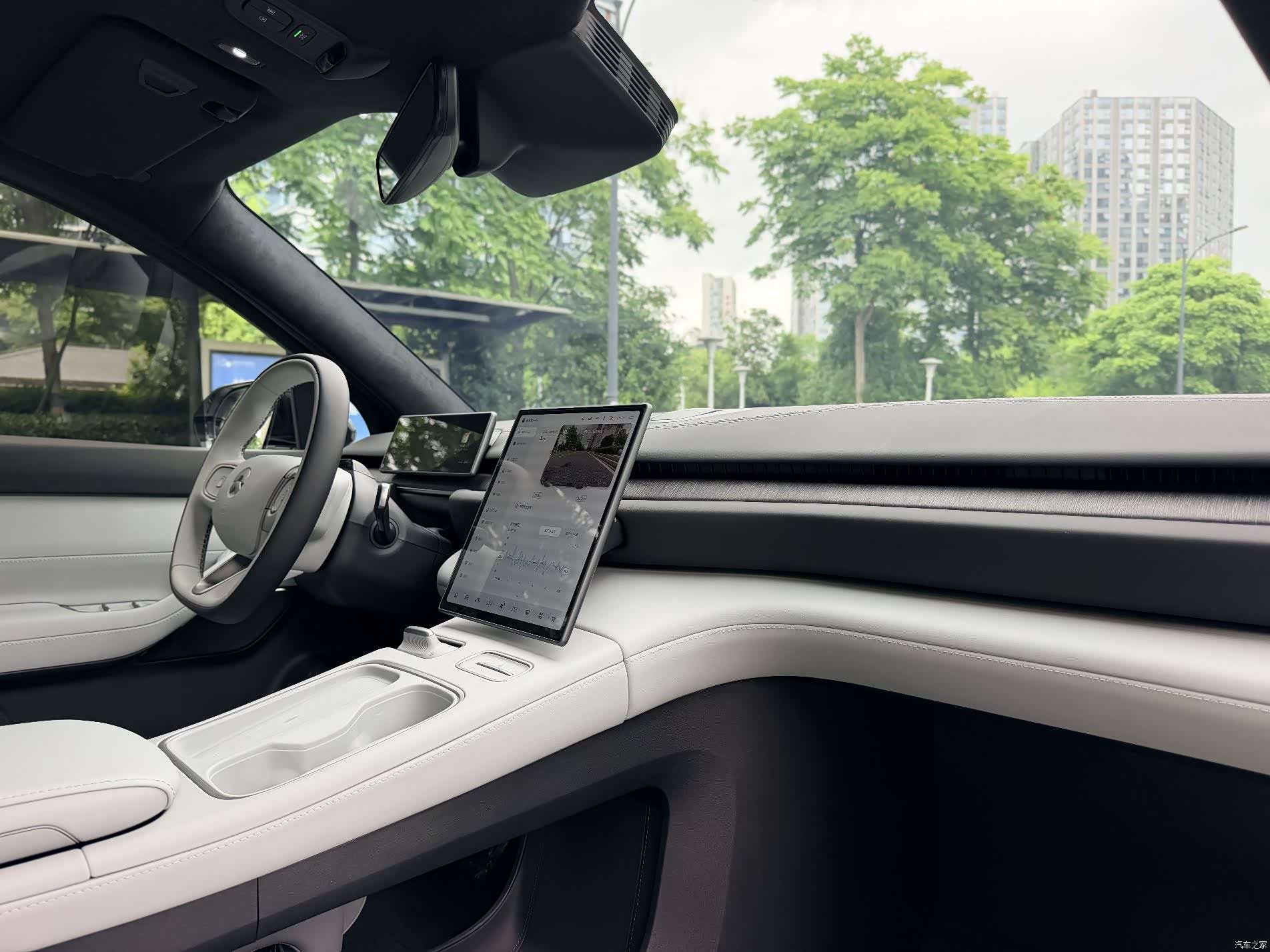 NIO ES6, 2024 16