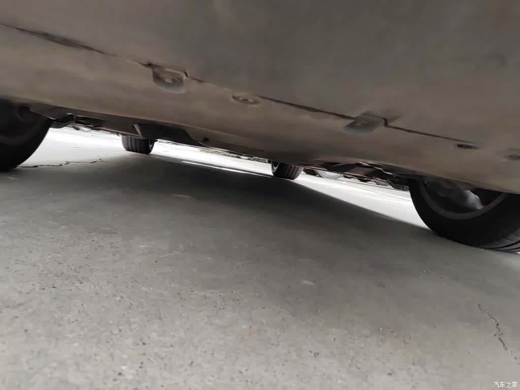 Tesla Model Y, 2021 23
