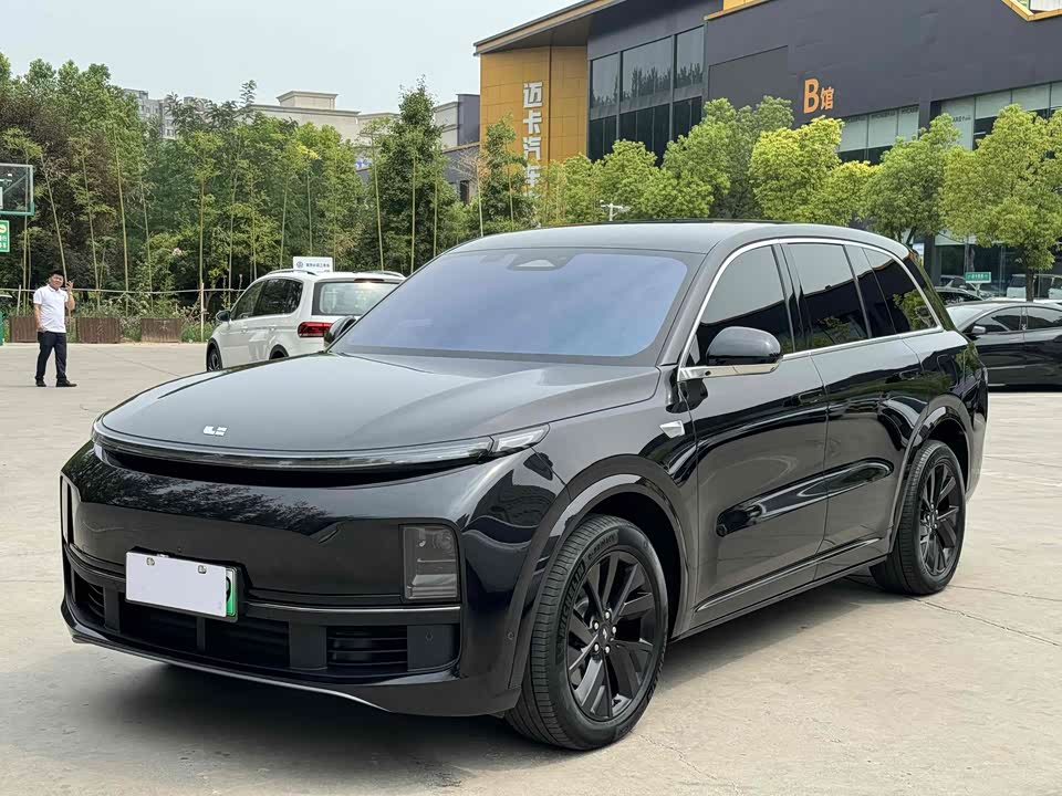 Li Auto Ideal L8