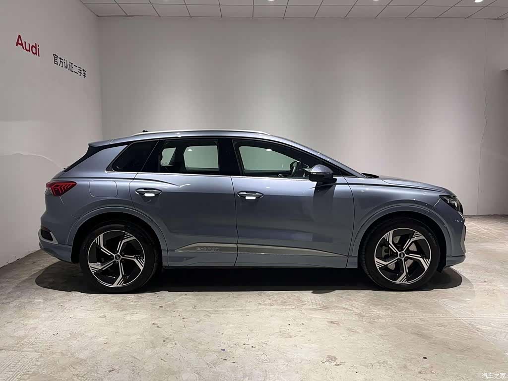 Audi Q4 e-tron, 2025 4