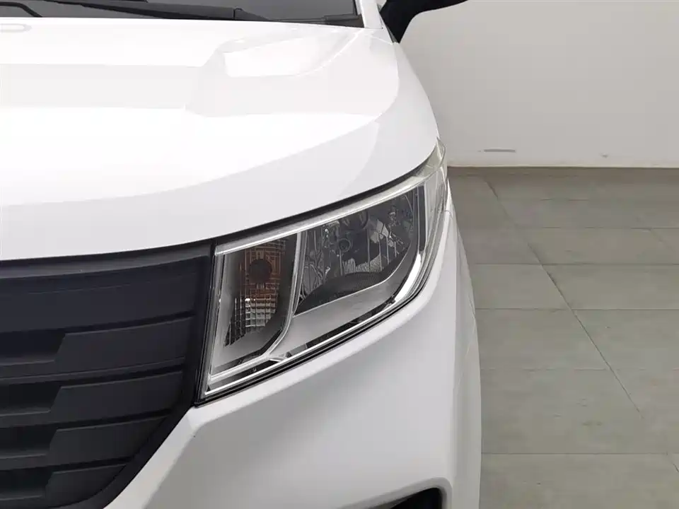 Wuling Wuling Hongguang PLUS