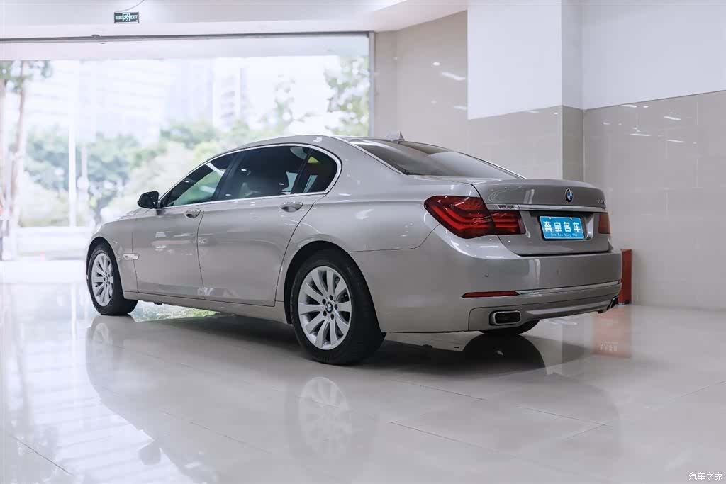 BMW 7 Series, 2013 6