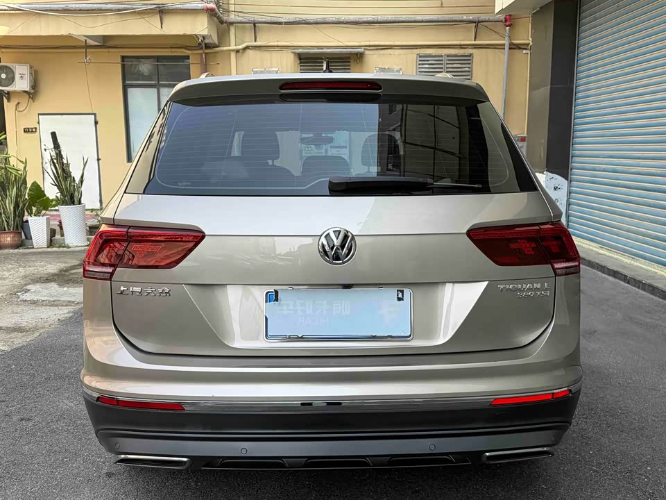 Volkswagen Tiguan L
