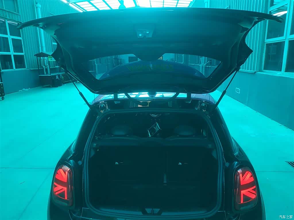 Mini Cooper, 2021 19