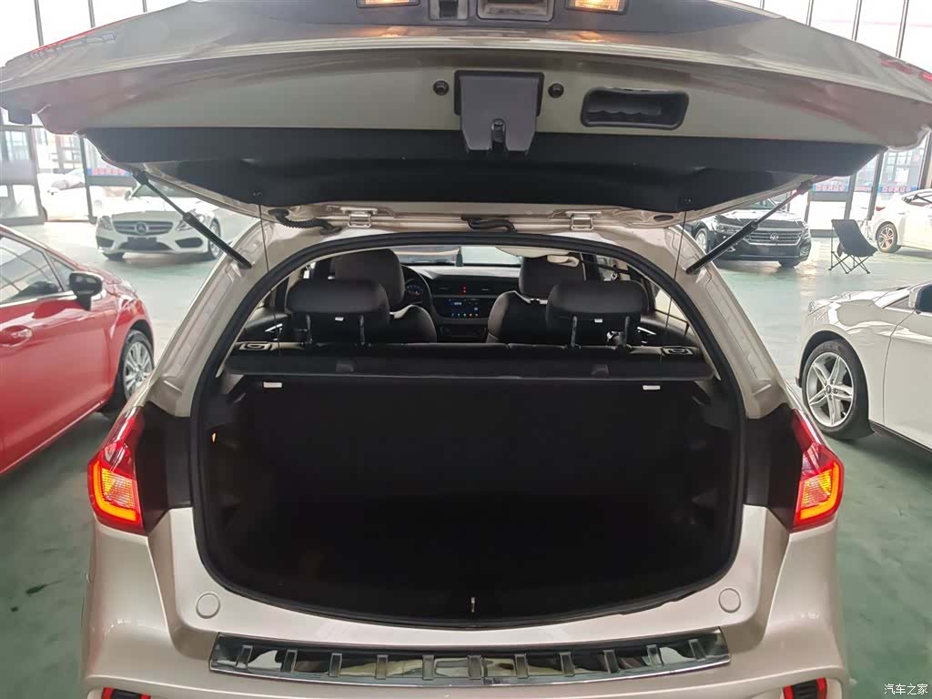Geely X3, 2019 15