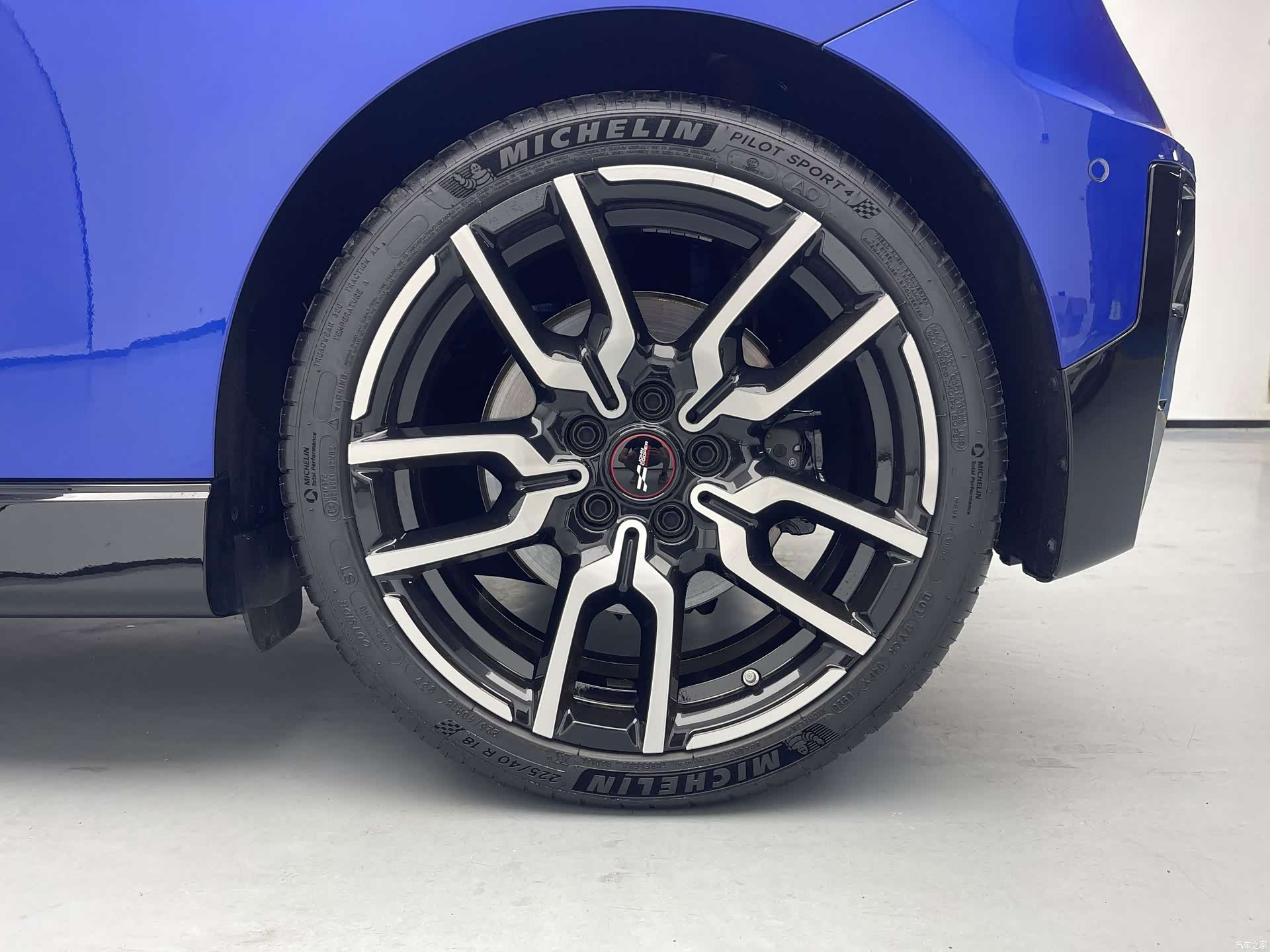 Mini Cooper, 2026 10