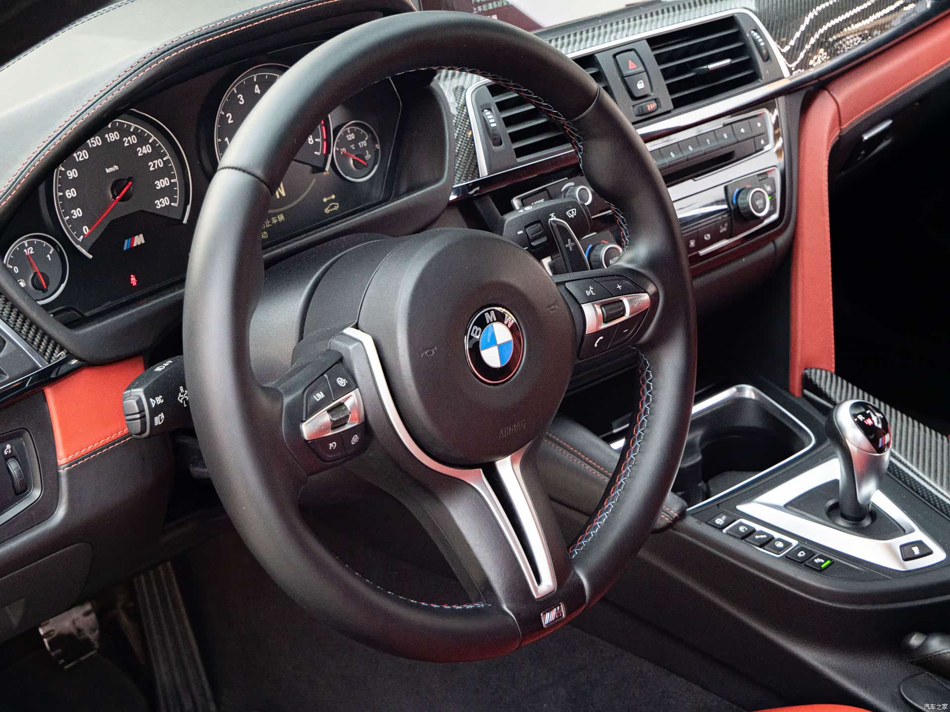 BMW M4, 2017 19