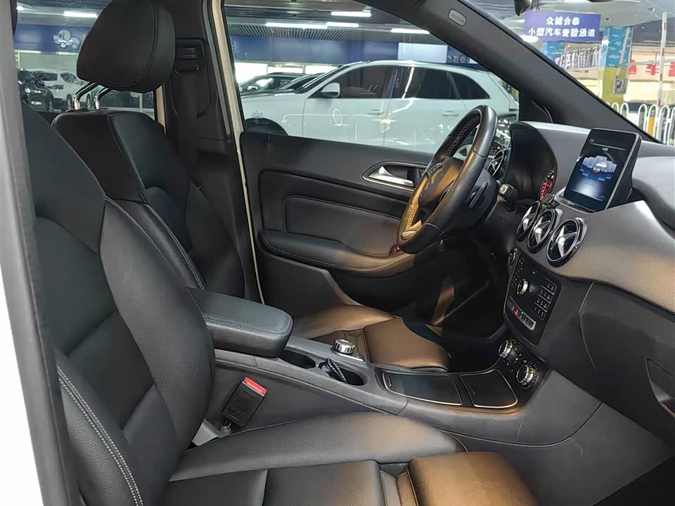 Mercedes-Benz Class B