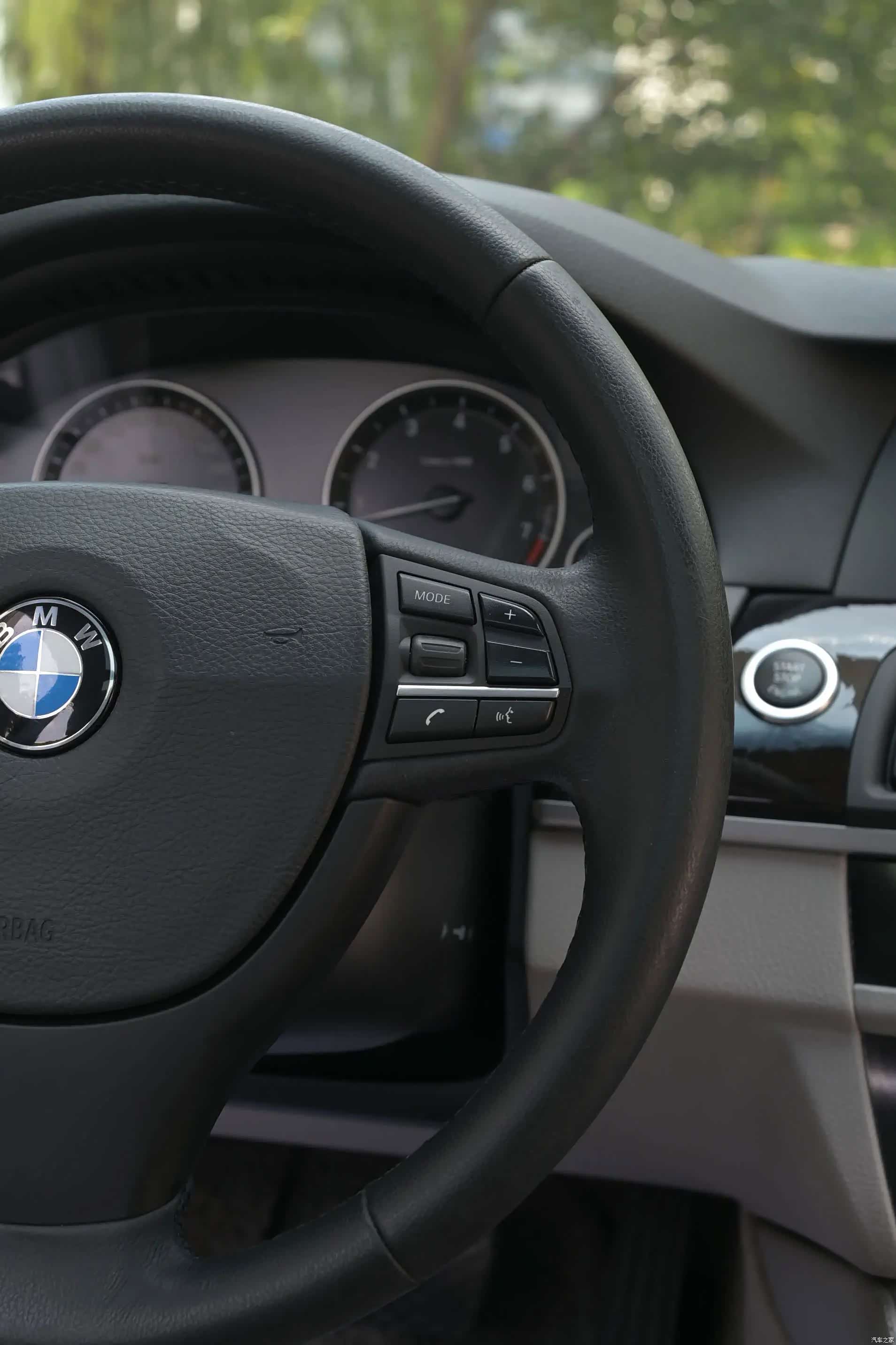 BMW 5 Series, 2012 11