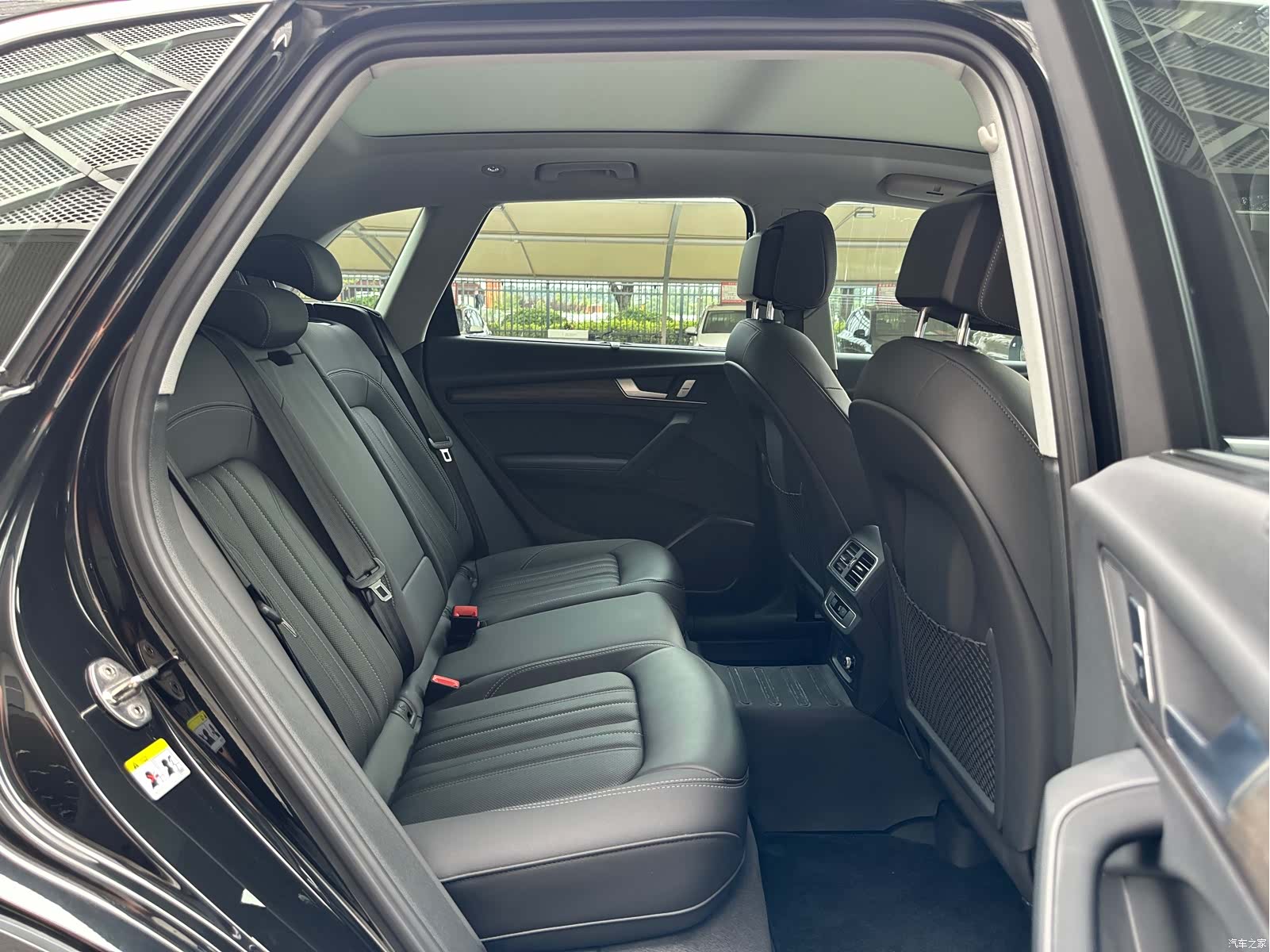 Audi Q5L, 2024 15