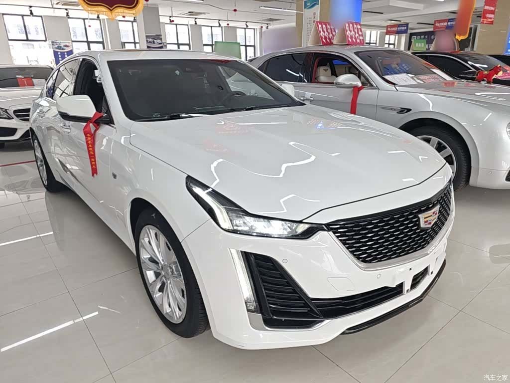 Cadillac CT5, 2023 4