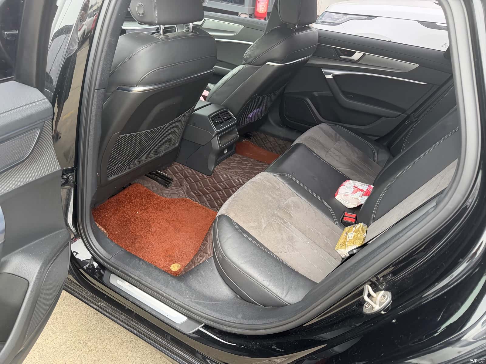Audi A6L, 2020 7
