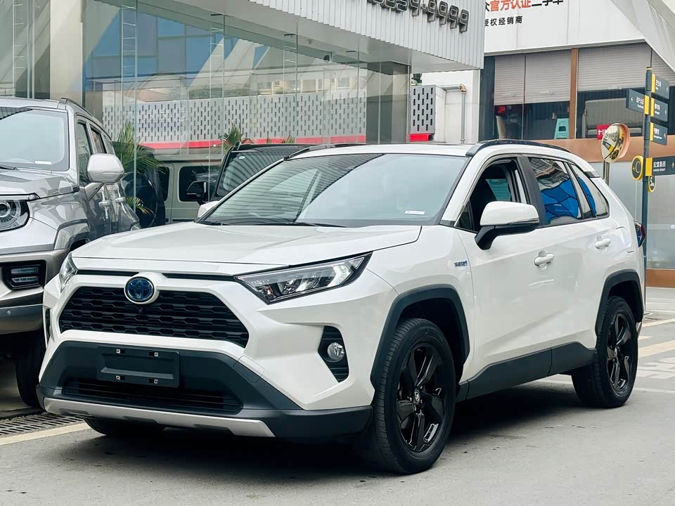 Toyota RAV4 Rongfang