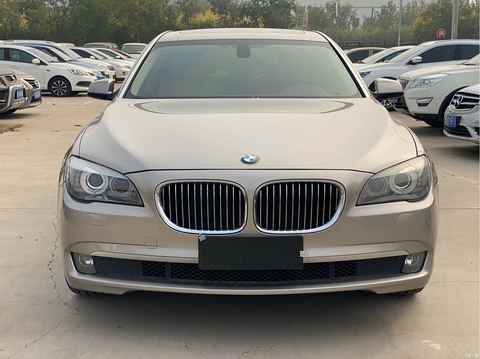 BMW 7 Series, 2011 3