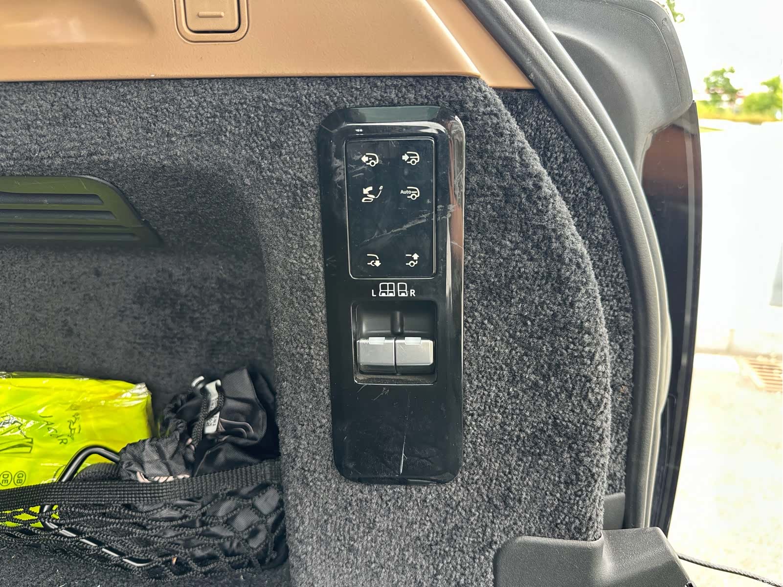 Land Rover Range Rover, 2023 25