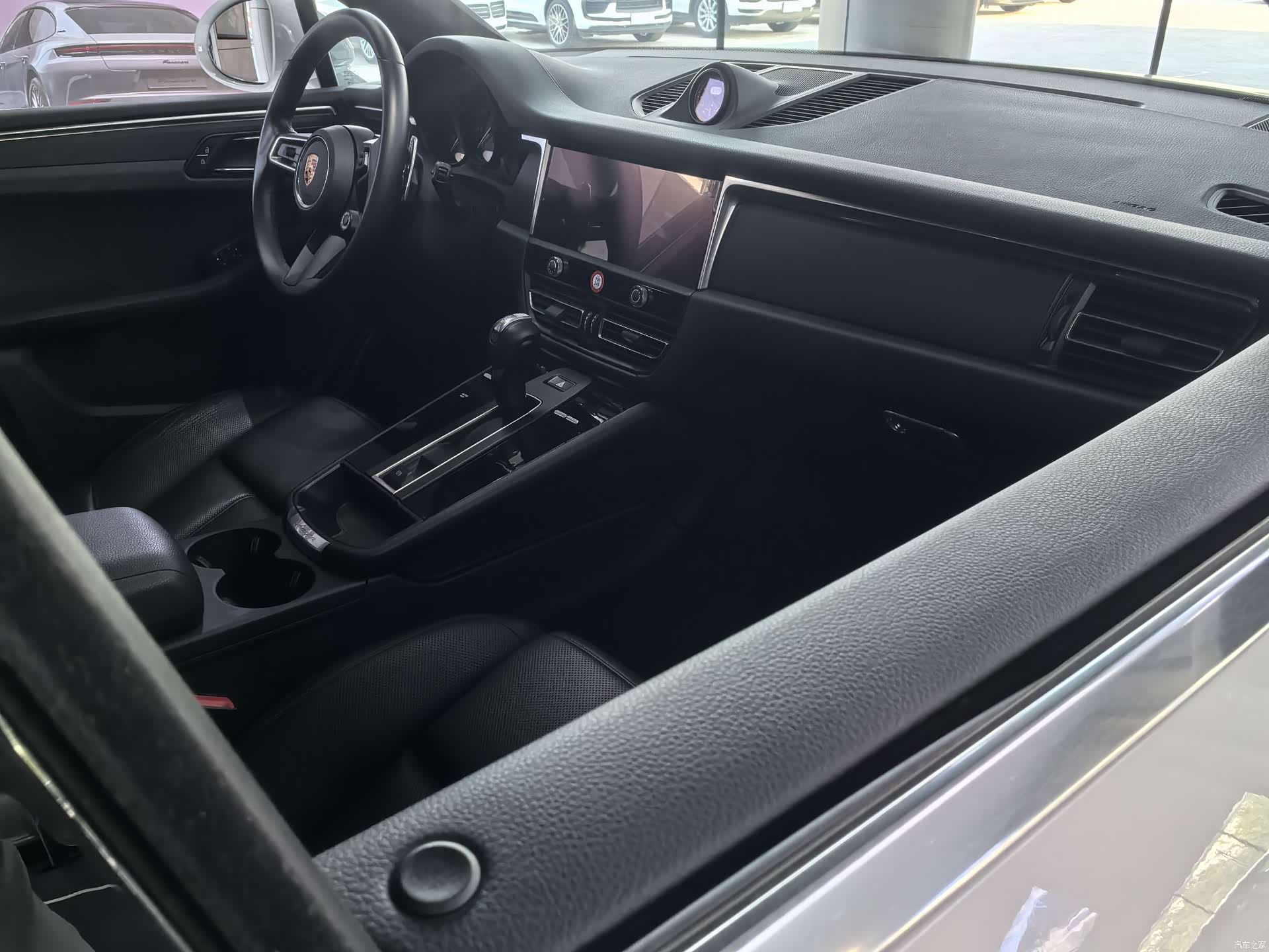 Porsche Macan, 2025 7