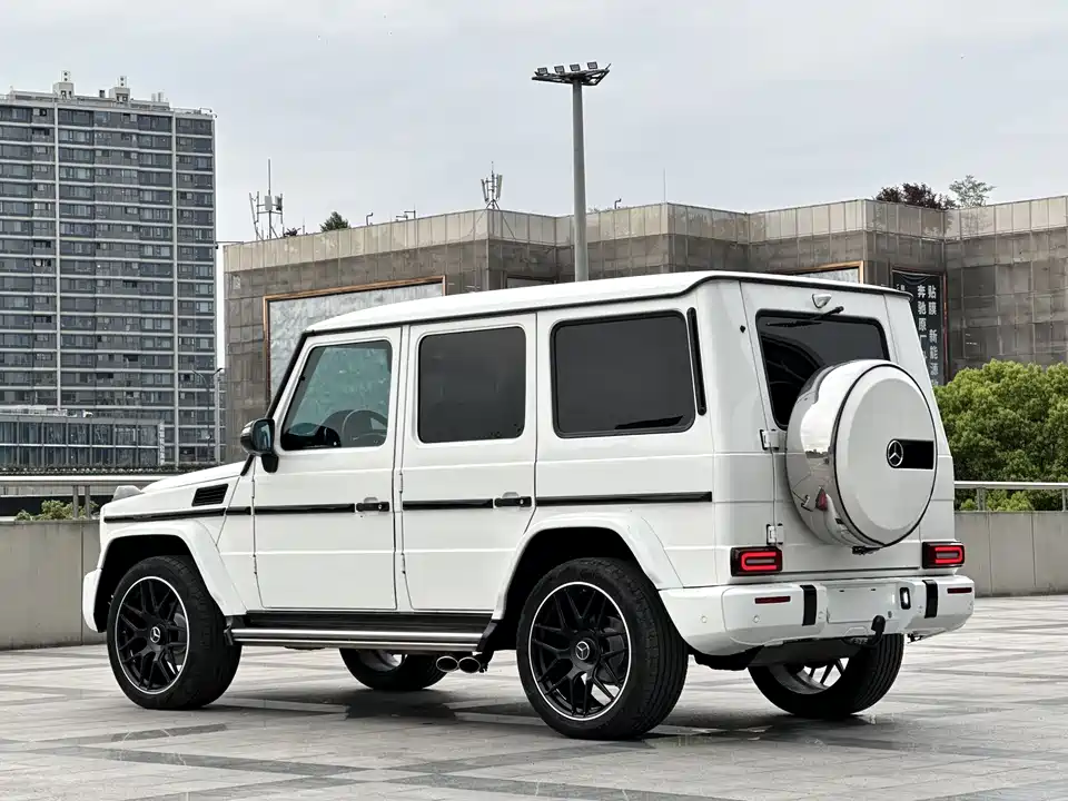 Mercedes-Benz G-class