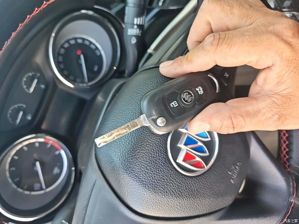 Buick Verano, 2016 9