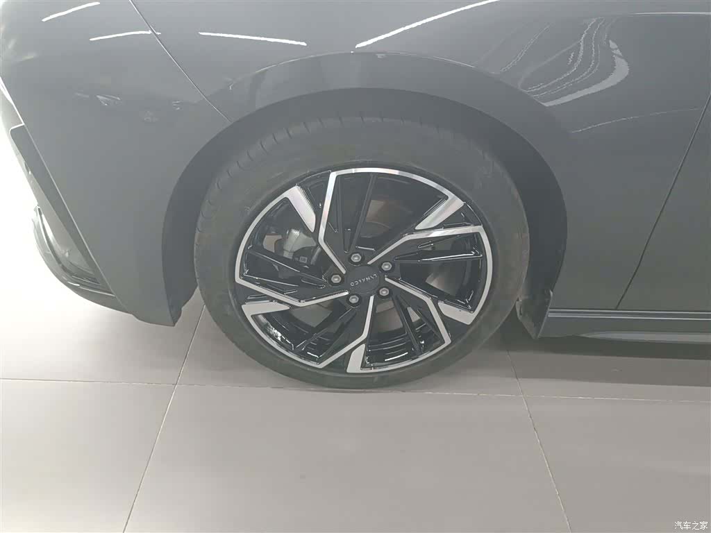 Lynk & Co 02, 2025 23