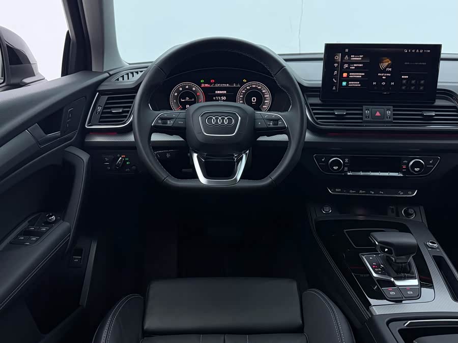 Audi Q5L 2022, фото 19