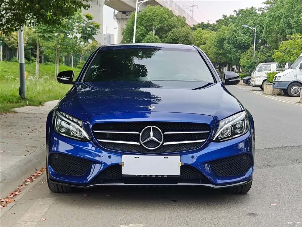 Mercedes-Benz C-Class, 2018 3