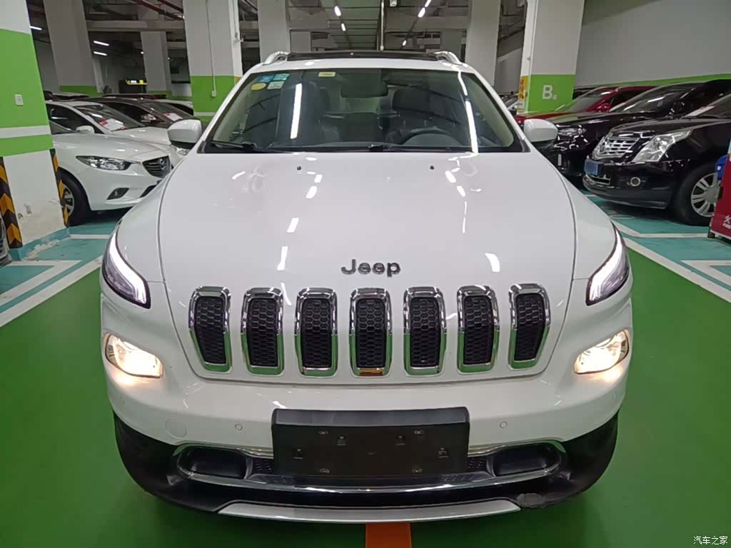 Jeep Cherokee, 2016 3