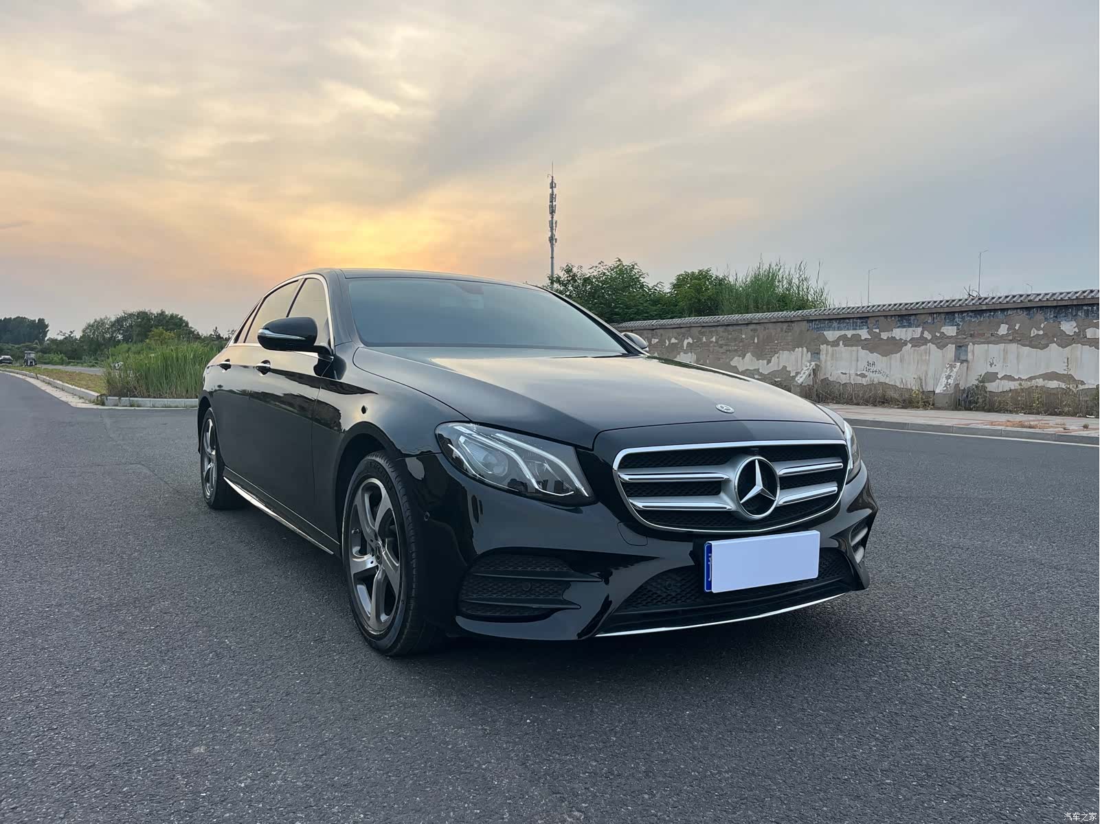 Mercedes-Benz E-Class, 2019 3