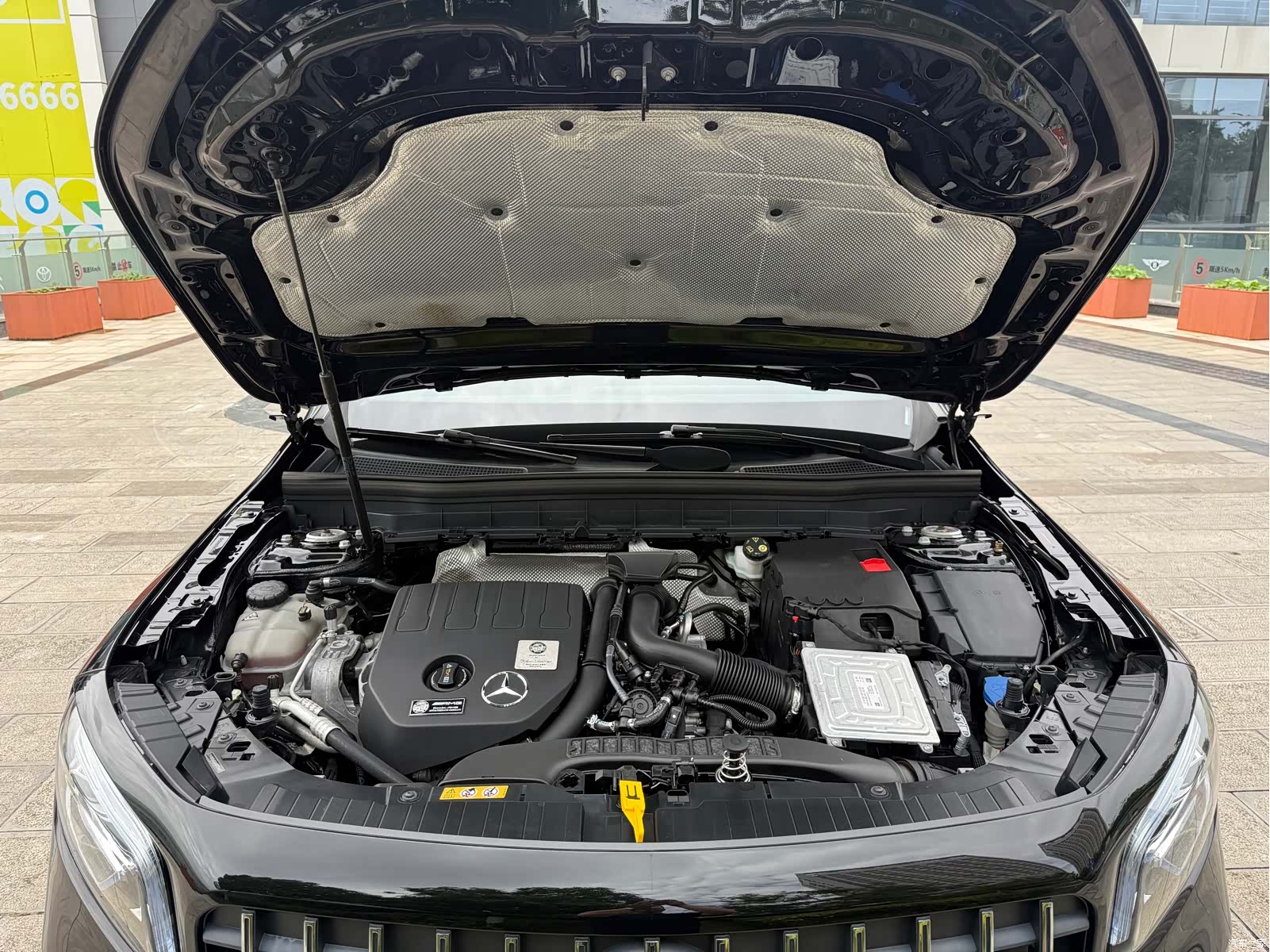Mercedes-Benz GLB, 2021 11