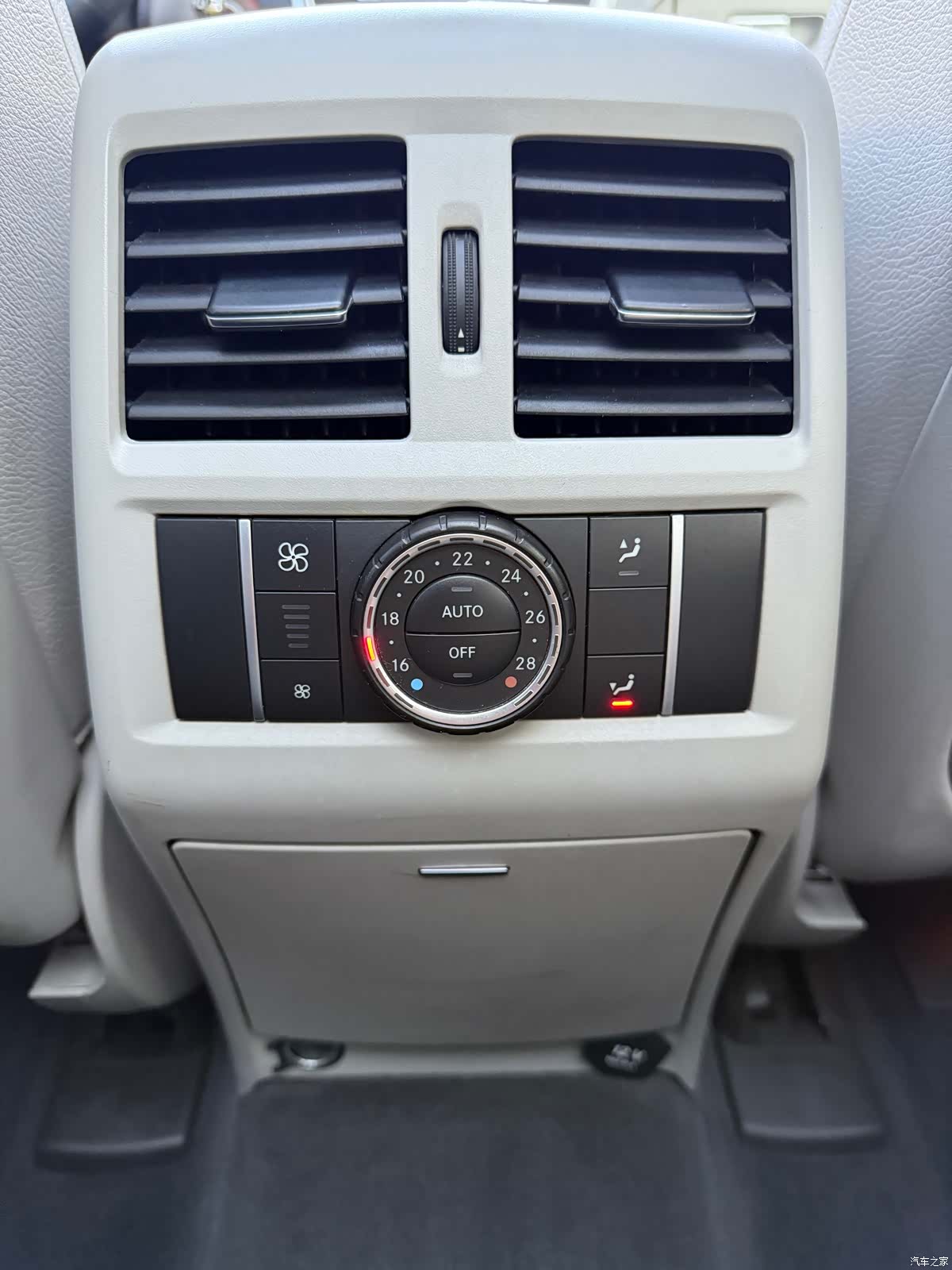 Mercedes-Benz M-Class AMG, 2013 8