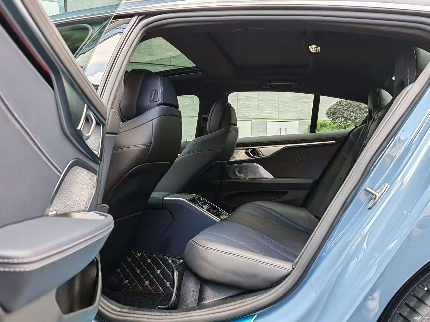 BMW 8 Series, 2021 6