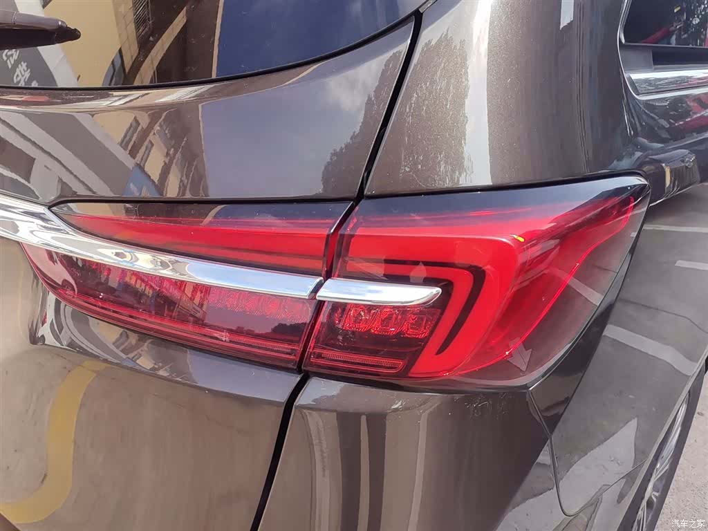 Buick GL8, 2021 8