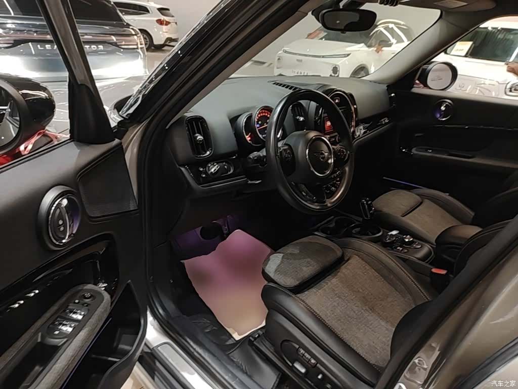 Mini Countryman, 2020 15