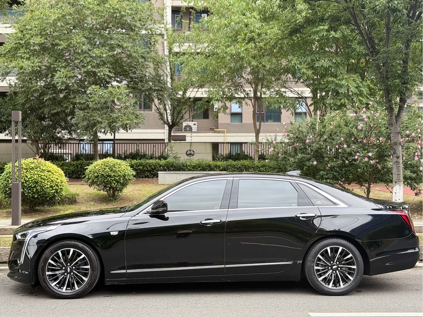 Cadillac CT6, 2022 7