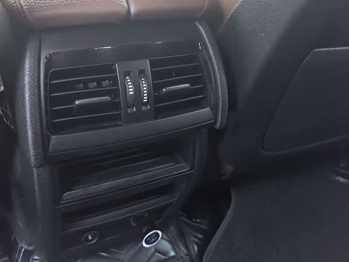 BMW X6 2015 xDrive35i Люкс