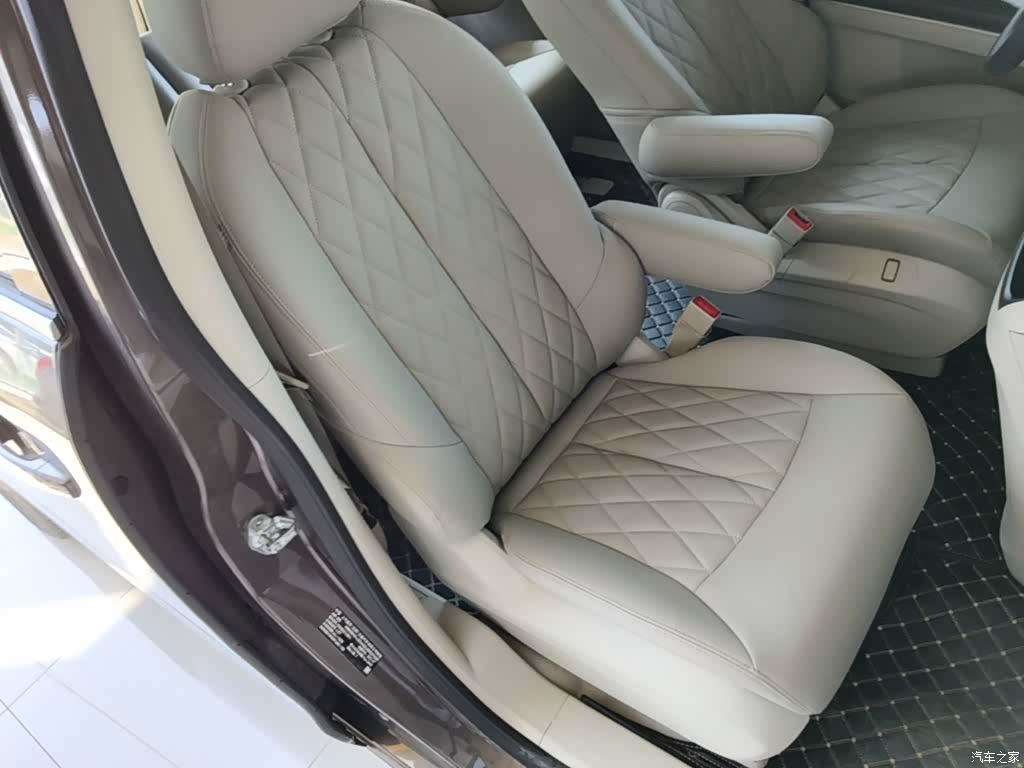Buick GL8, 2021 25