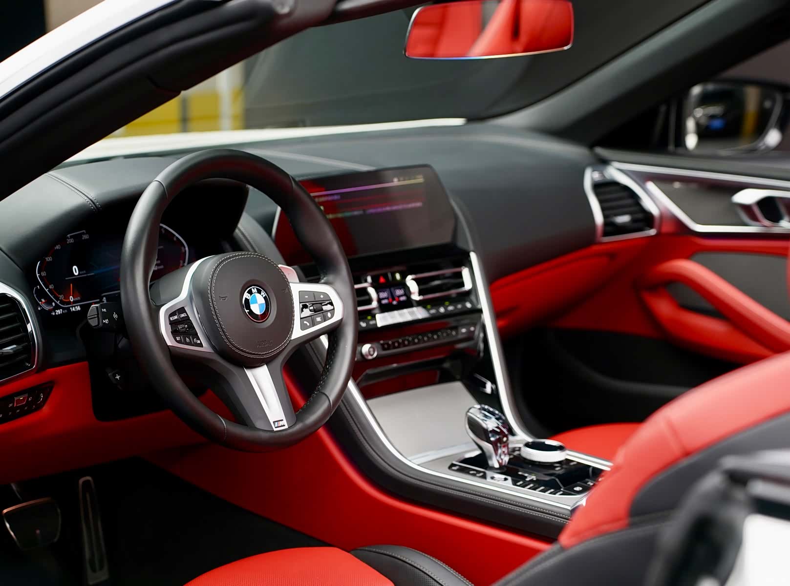 BMW 8 Series, 2023 10