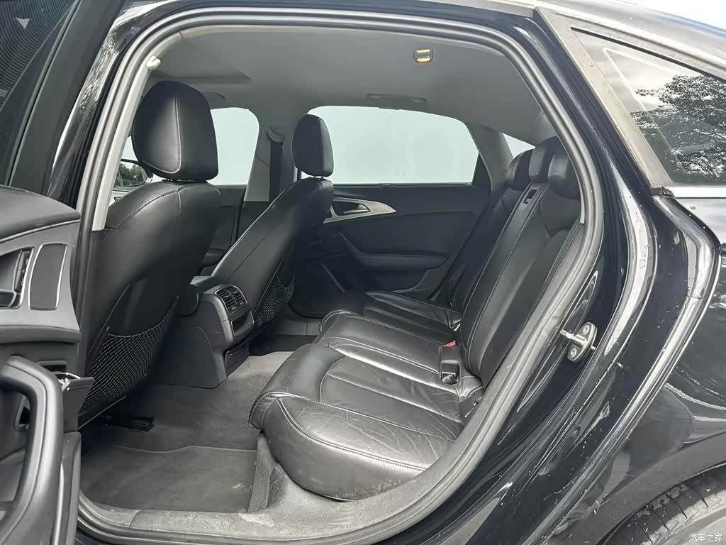 Audi A6L, 2013 15