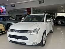 ŷ() 2013 2.4L  5