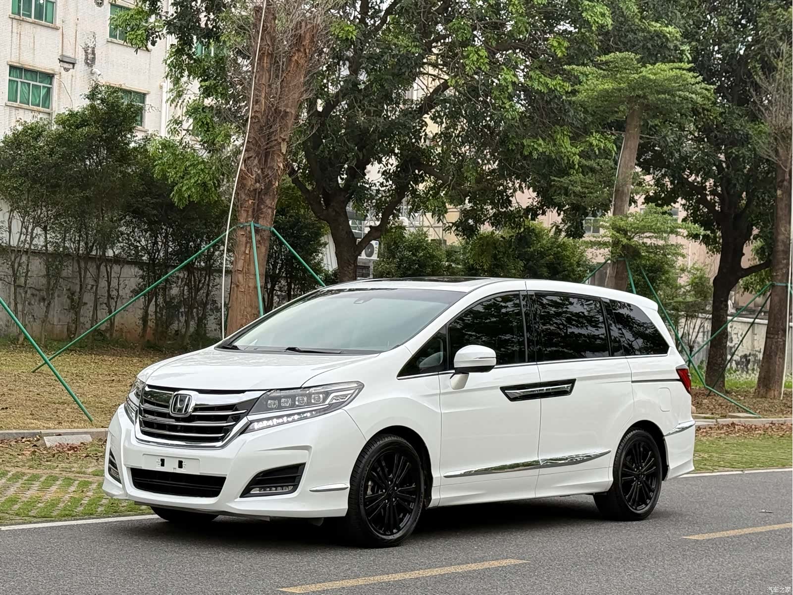 Honda Elysion, 2018 1