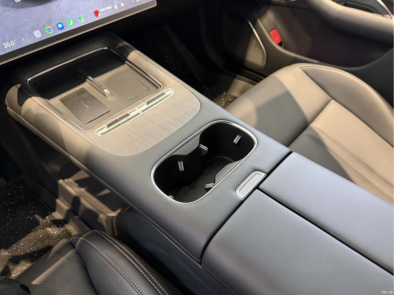 Xiaomi SU7, 2026 7