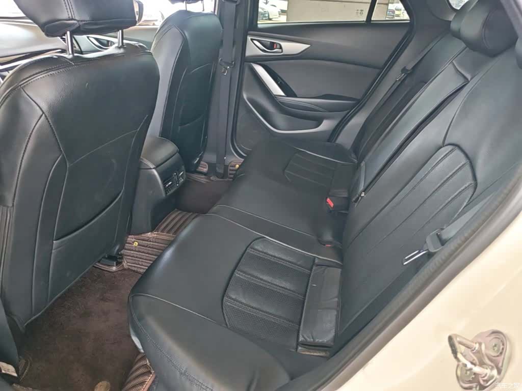 Mazda CX-4, 2019 17