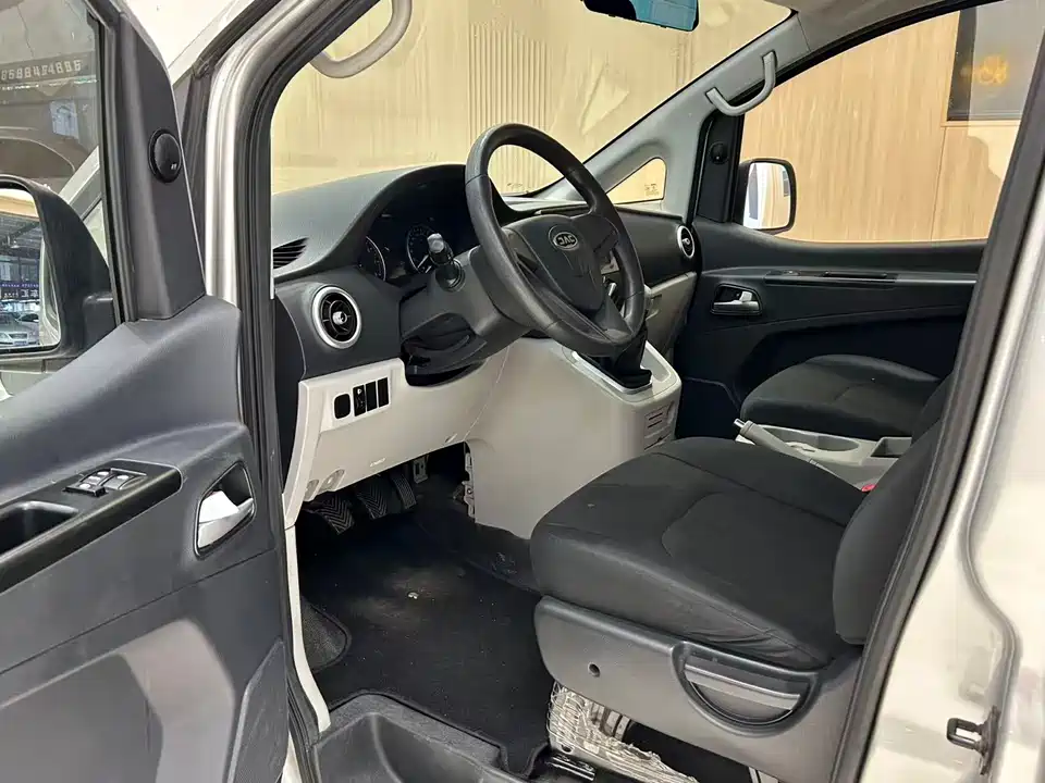 JAC Refine Ruifeng M3