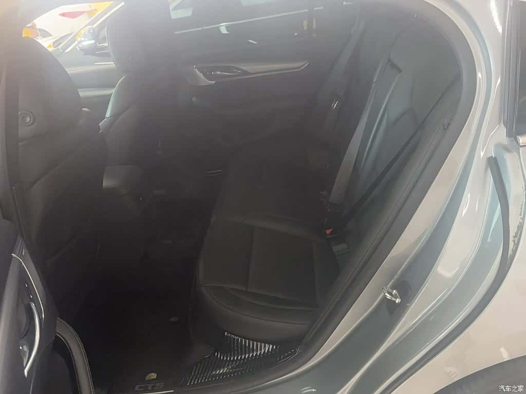 Cadillac CT5, 2023 9