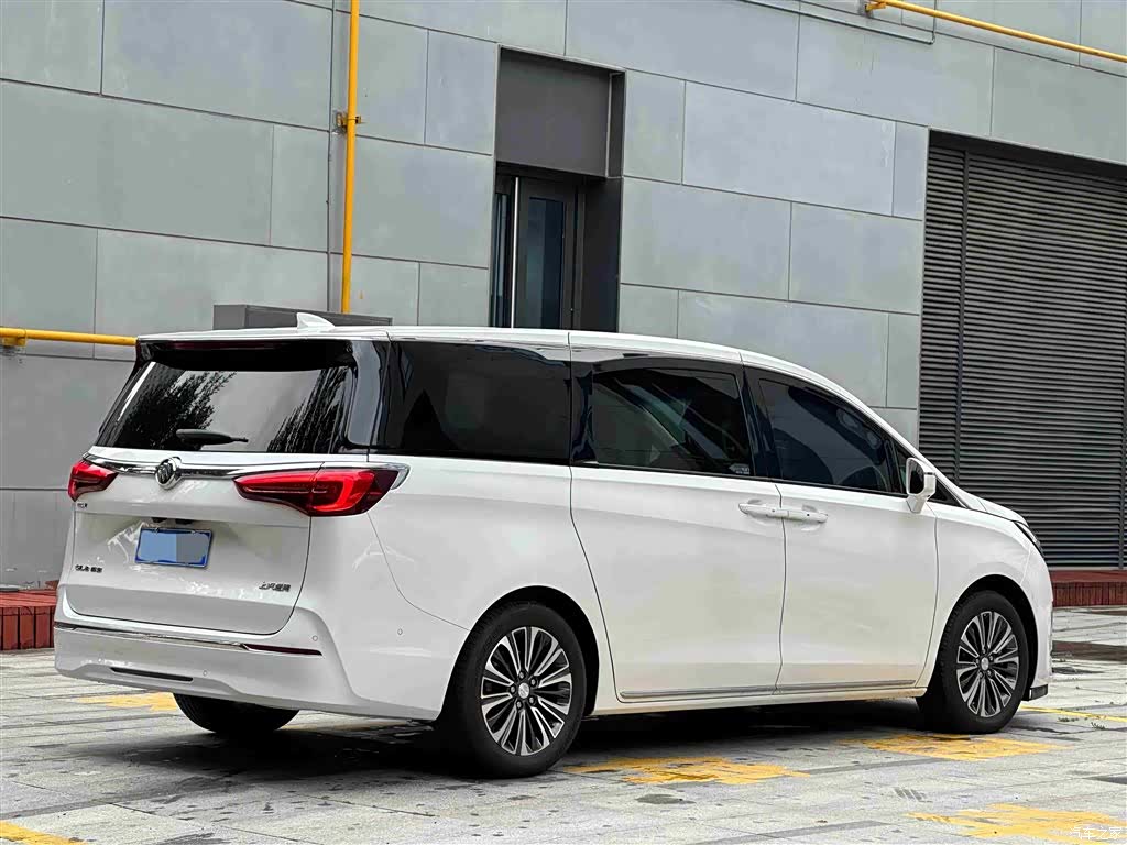 Buick GL8, 2023 7