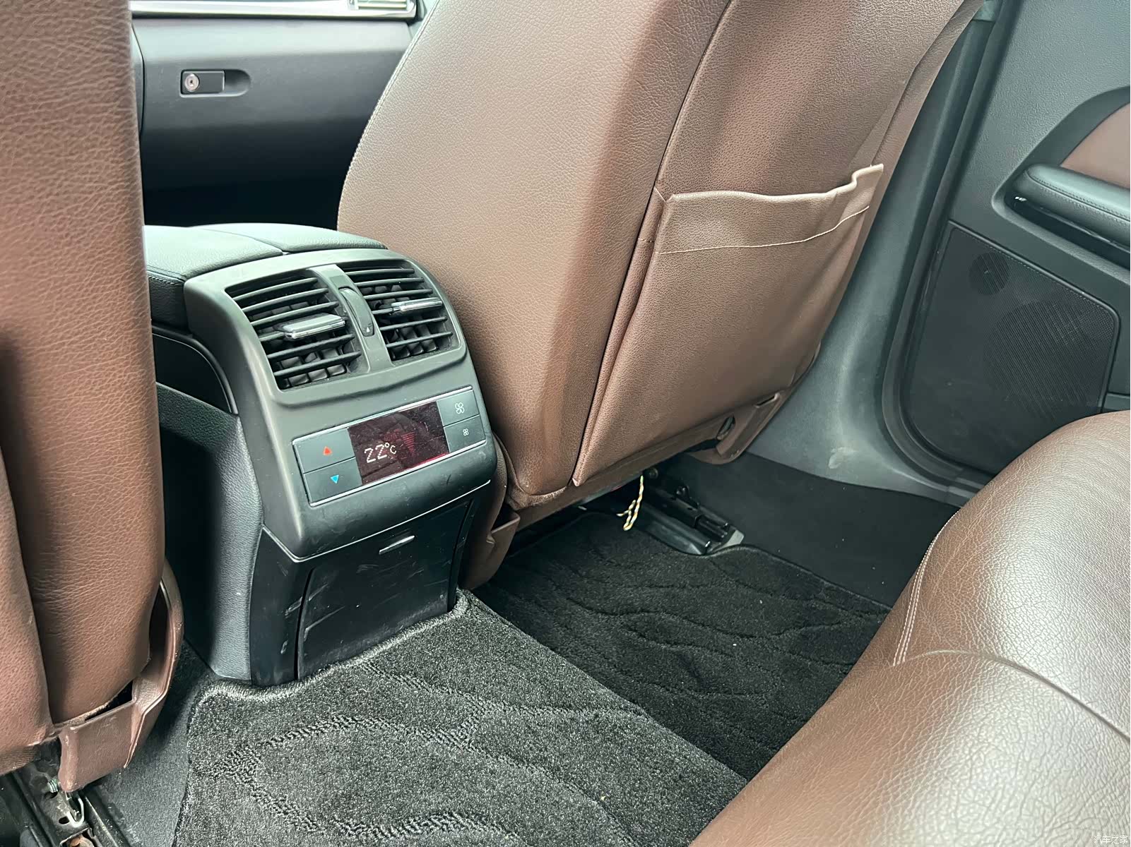 Mercedes-Benz E-Class, 2010 17