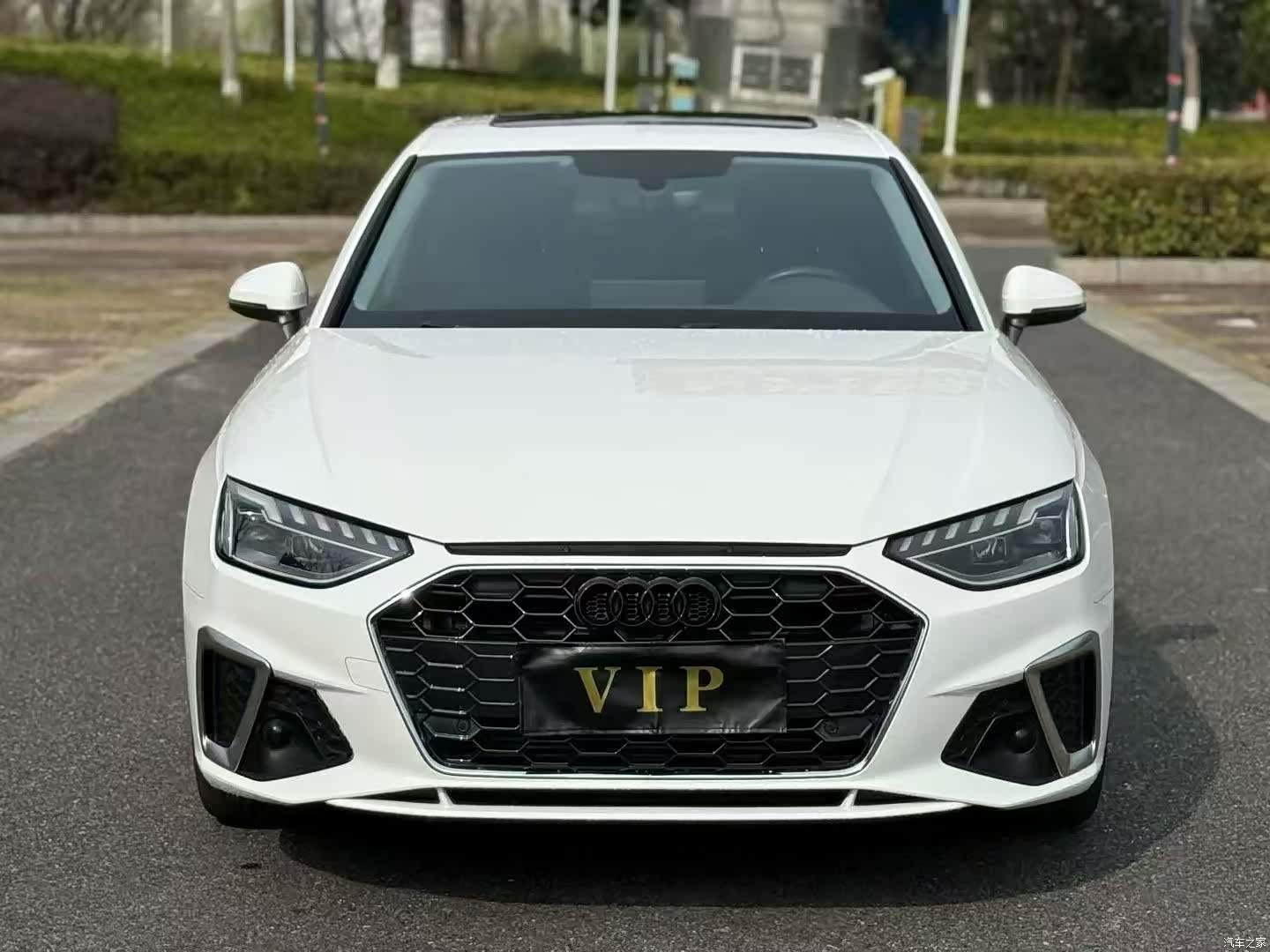 Audi A4L, 2023 1