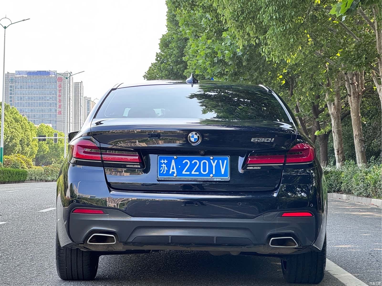 BMW 5 Series, 2023 все фото