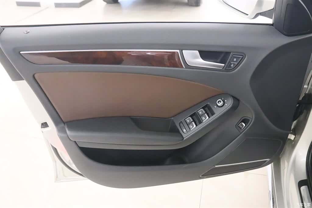 Audi A4L, 2016 12