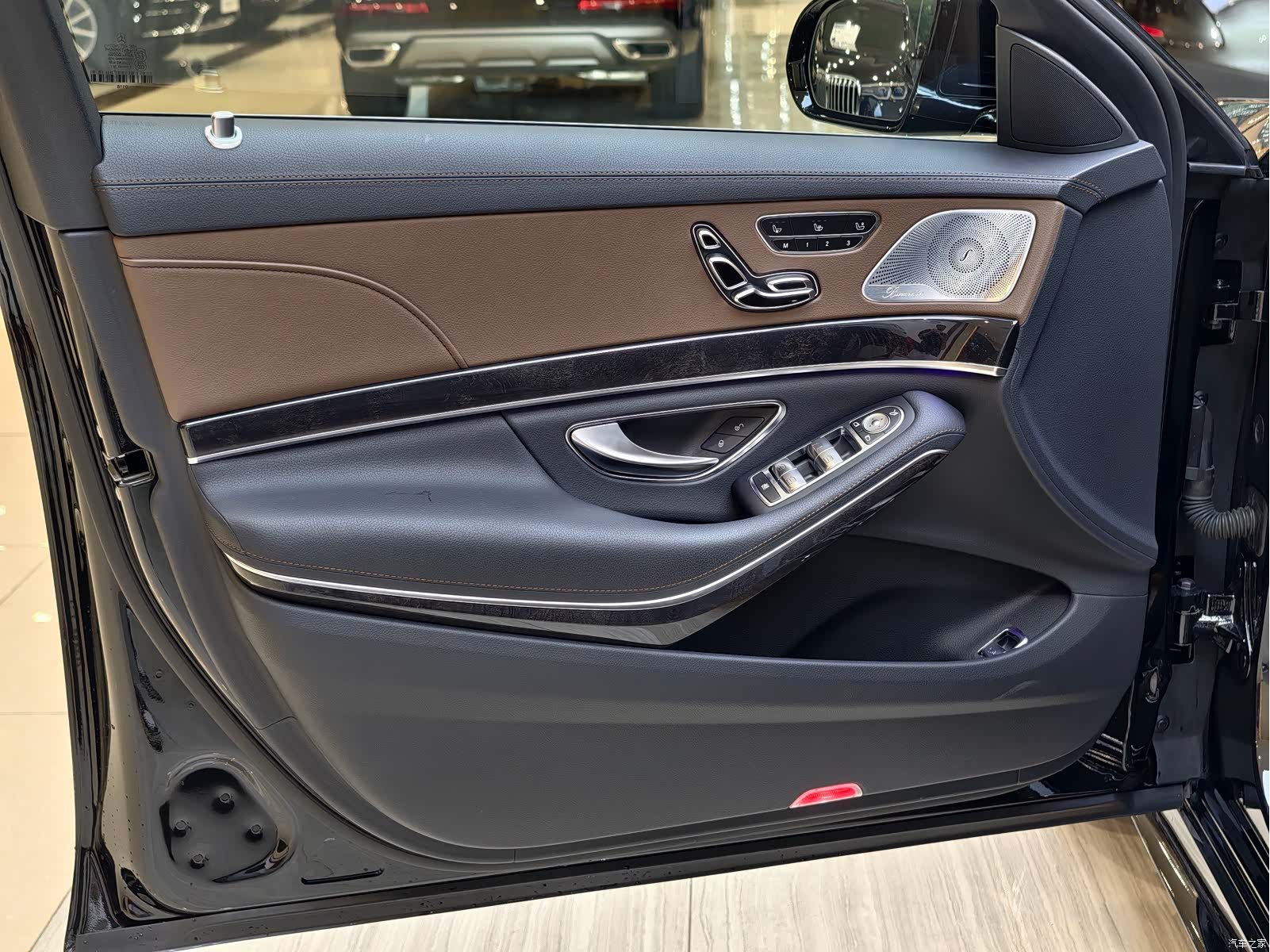 Mercedes-Benz S-Class, 2020 24