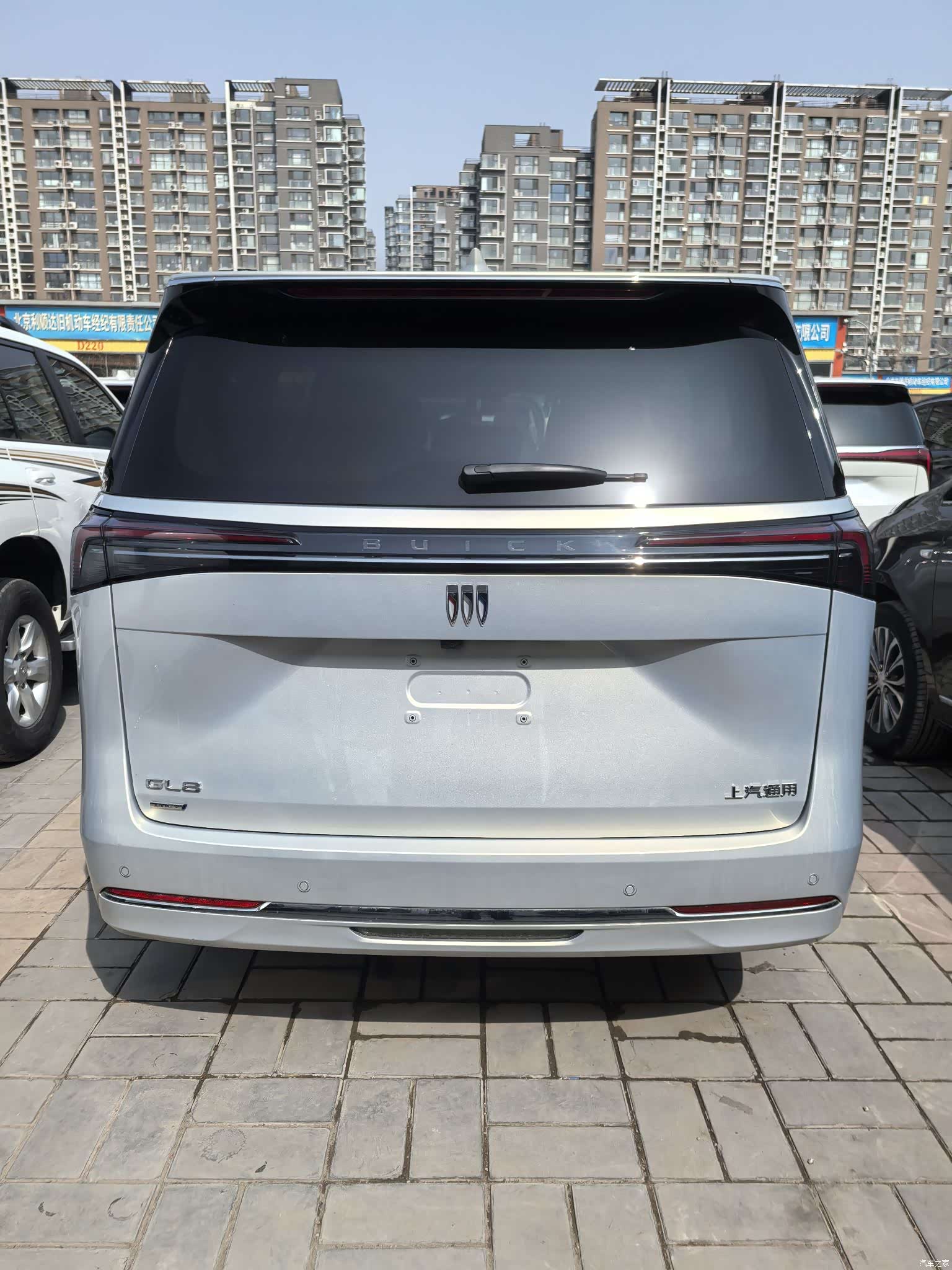 Buick GL8, 2025 все фото